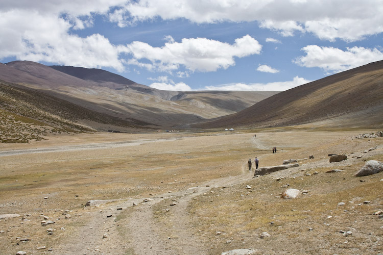 Reaching the Nimaling Plain where our campsite was (at the back).